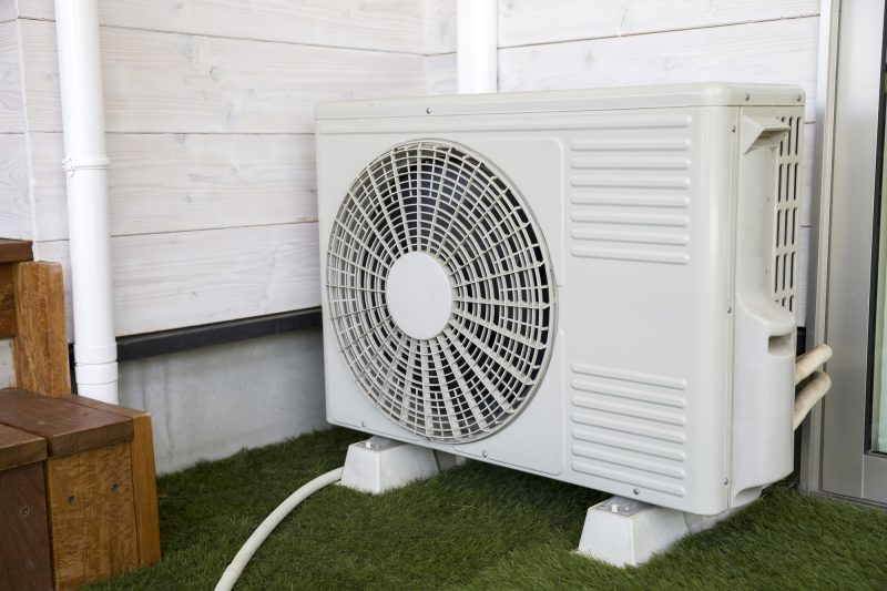 エアコン室外機