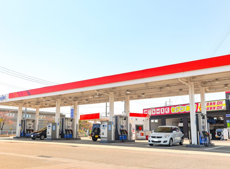 ガソリンスタンド