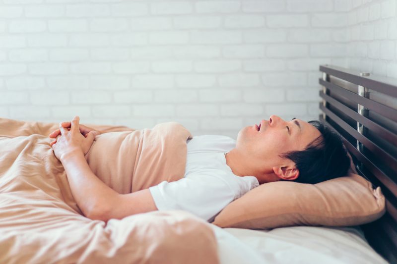 就寝/口呼吸/男性